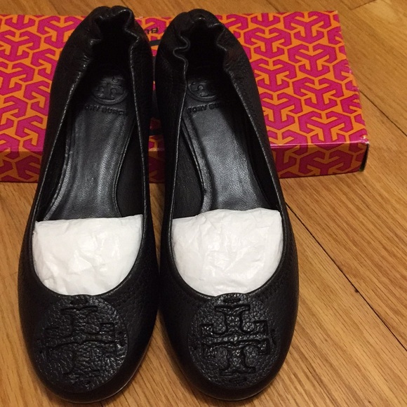 Tory Burch Reva Flats - Picture 5 of 8
